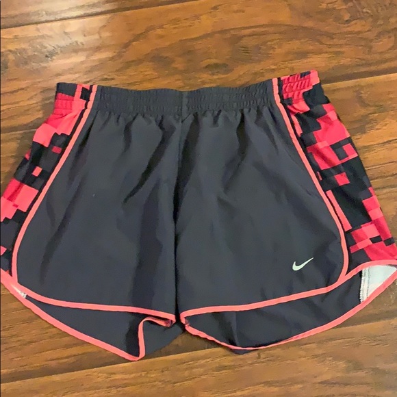 Nike Pants - Women’s Nike Dri-Fit Running Shorts size Medium